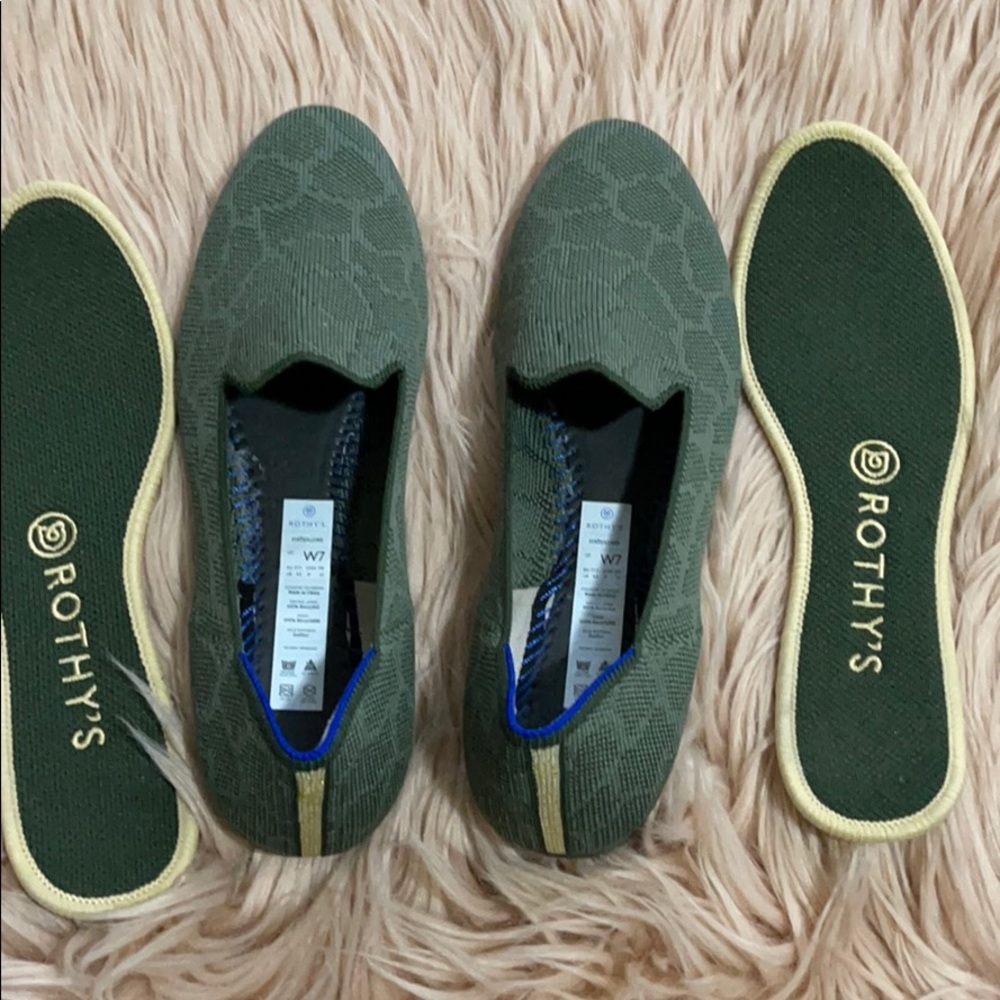 Rothys the safari size 7 woman’s loafers - Picture 3 of 13